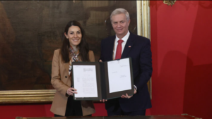 El Mercurio: Más de un tercio de colegios tuvo más postulantes que cupos ofrecidos en la admisión 2026